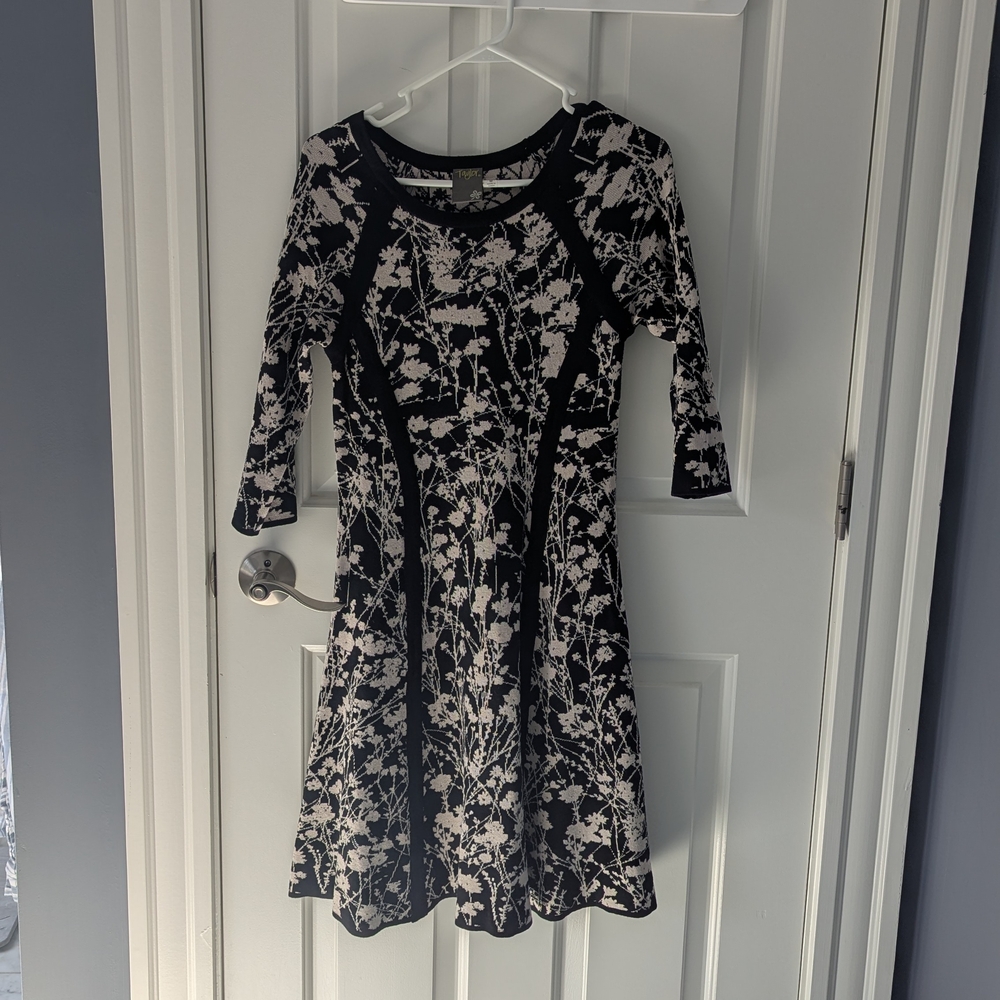 Taylor Black and Cream Patterned Top